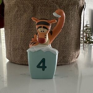 Pooh & Friends Figurine 4th Birthday